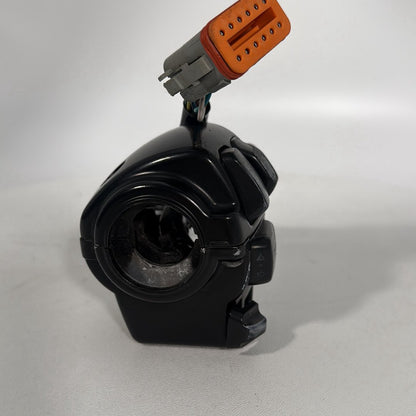 1999 - 2006 Harley-Davidson Touring Electra Glide Classic Left Turn Signal Headlight Switches Controls 71685-06A