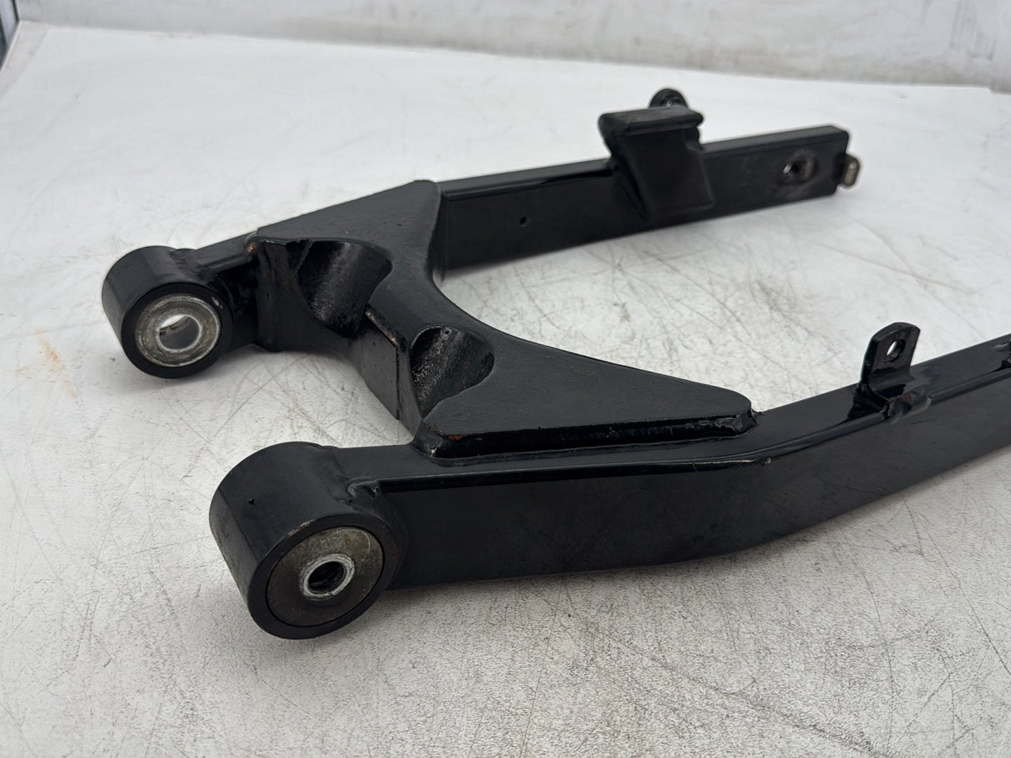 2003 Harley Dyna Wide Glide FXDWG OEM Rear Fork Swingarm Swing Arm