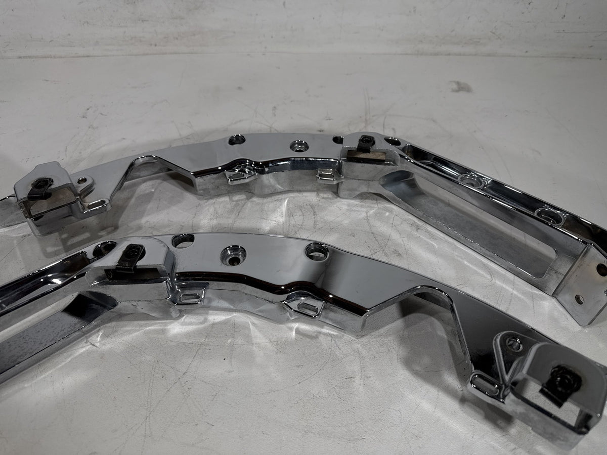 14 Harley Electra Touring Ultra OEM Left Right Saddlebag Fender Struts Brackets