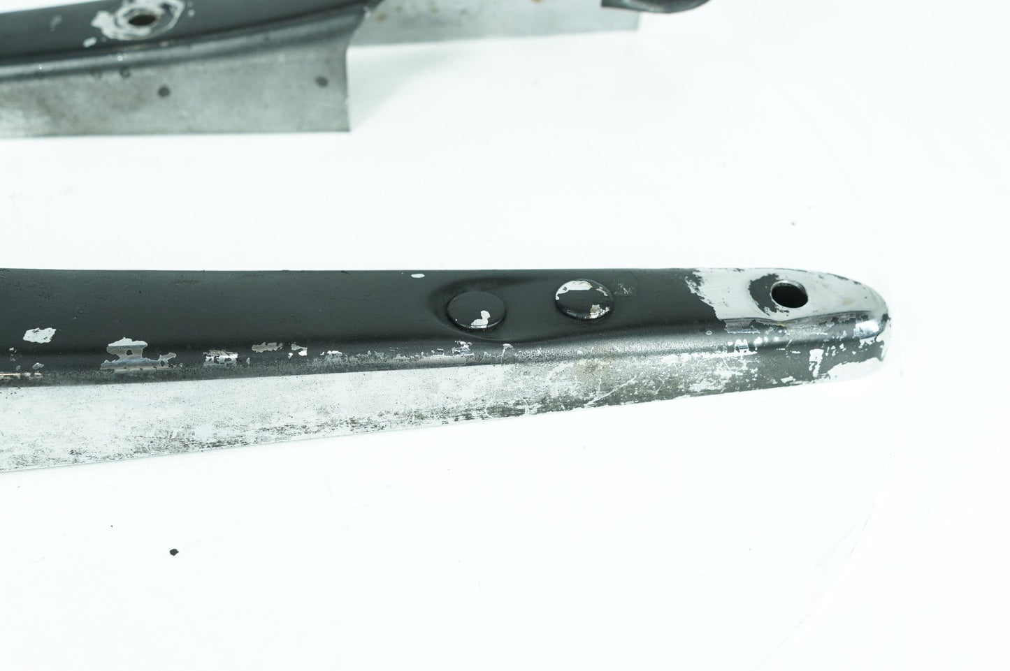 2004 - 2013 Harley-Davidson Sportster Base 883 Rear Left Right Fender Struts Bracket  	59902-04