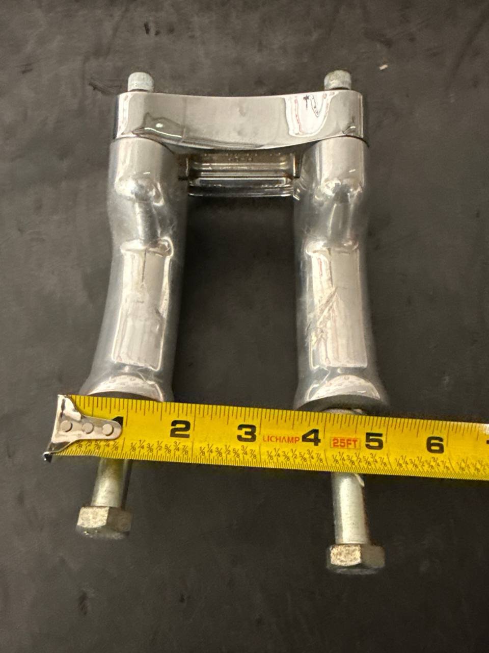2008 Harley Dyna FXDL Low Rider OEM Front Handlebar Riser Top Clamp Chrome