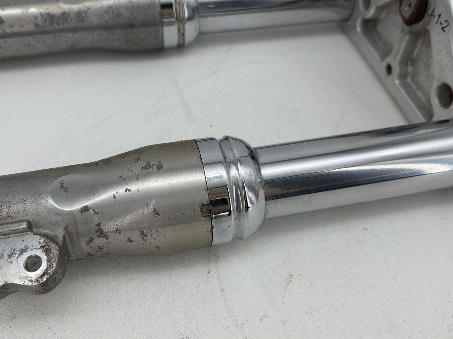 2009 Harley Dyna Street Bob FXDB OEM Front Triple Tree Set & LH RH Fork Legs Sliders