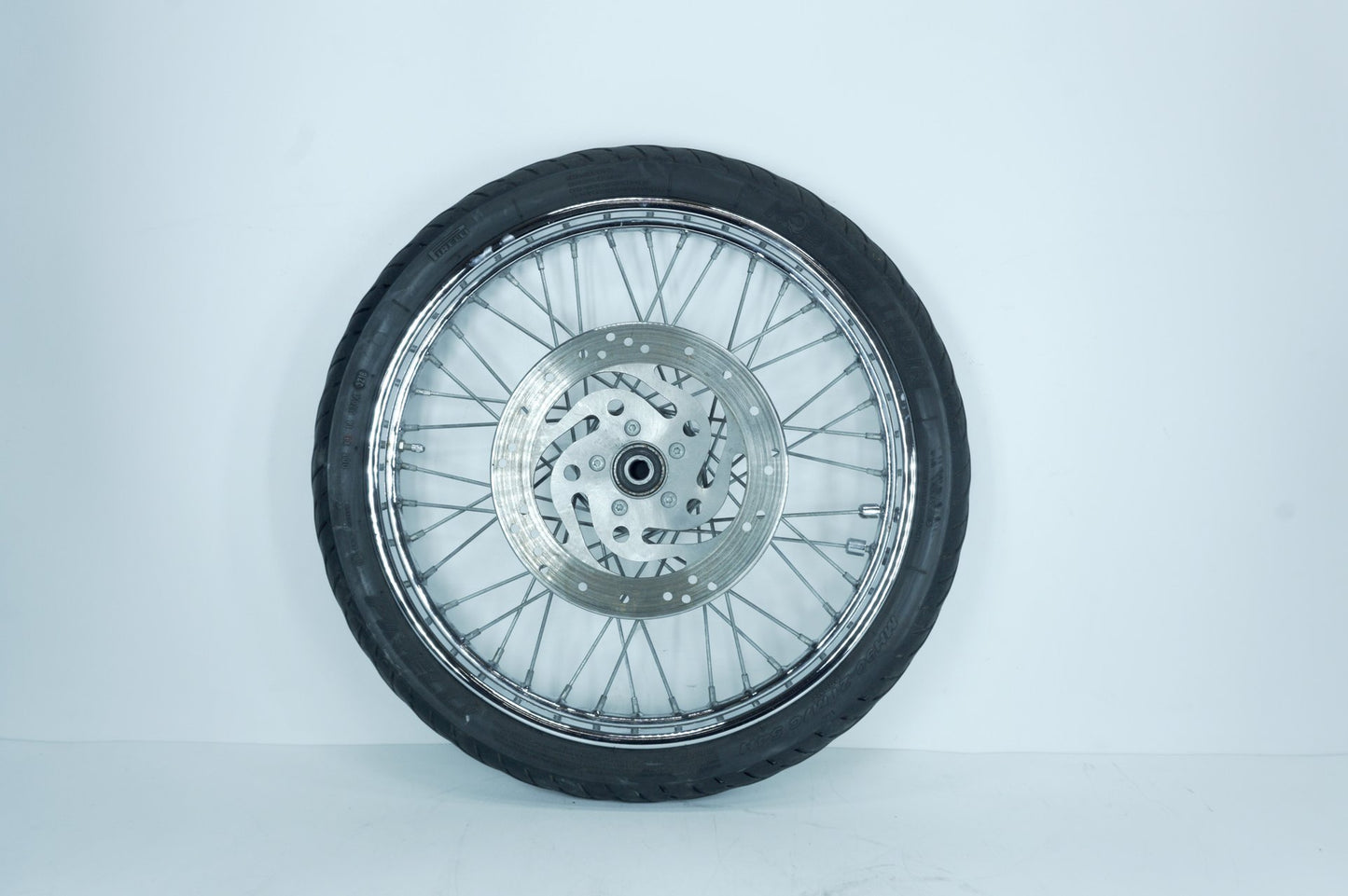 01 Harley Softail FXSTB Night Train OEM Front Wheel Rim Tire Spoked MH90-21 21"