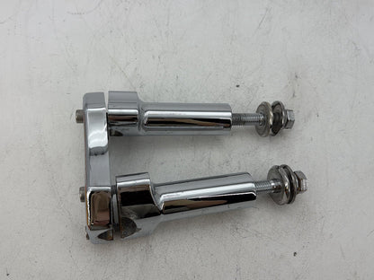 2006 Harley Dyna FXDWGI Wide Glide OEM Front Handlebar Riser Top Clamp Chrome