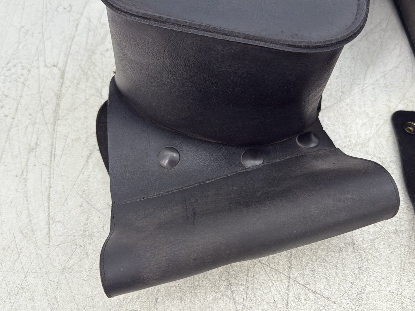 1998 Harley Touring FLHTCUI Electra Glide Ultra OEM Rear Left Right Saddlebags Luggage Leather