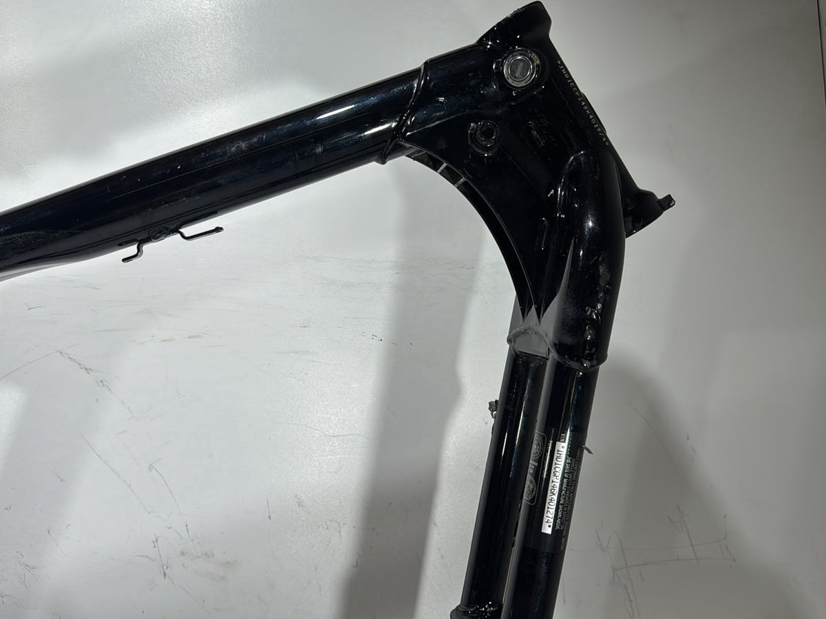 2006 Harley Sportster 1200 Custom XL1200C OEM Body Main Frame Chassis CLN CLR