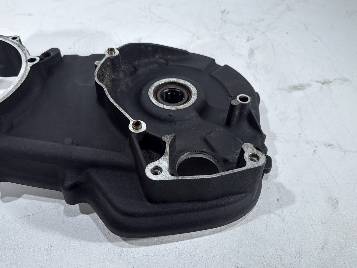 2018 Harley Electra Glide Touring Ultra FLHTCU OEM Inner Primary Clutch Cover