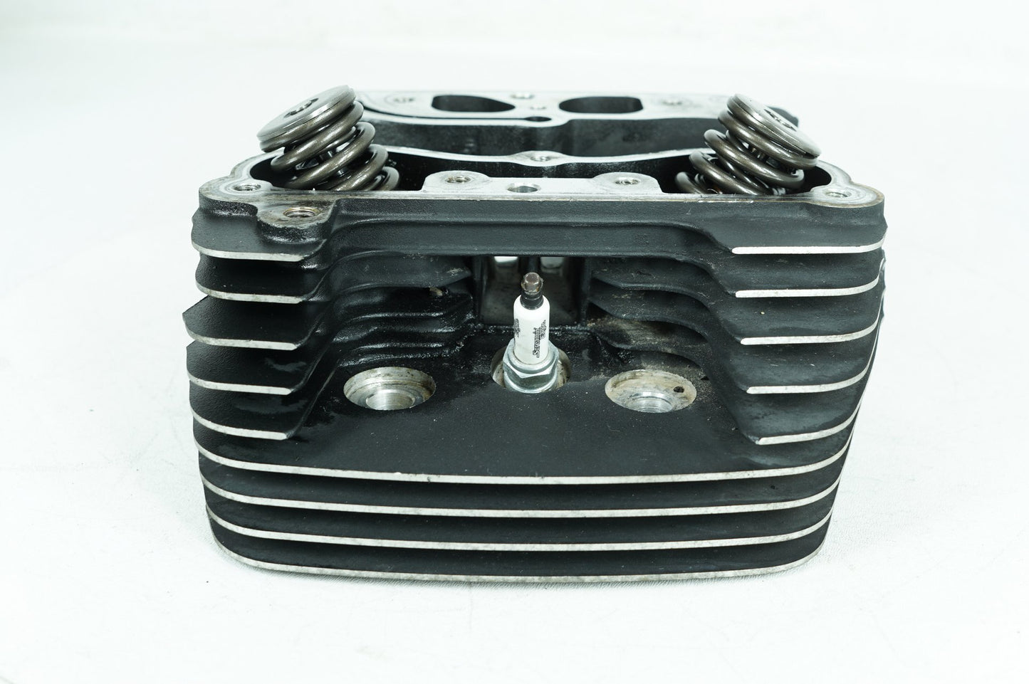 1999 - 2006 Harley-Davidson Softail Heritage Classic Rear Twin Cam Engine Cylinder Head 16725-99