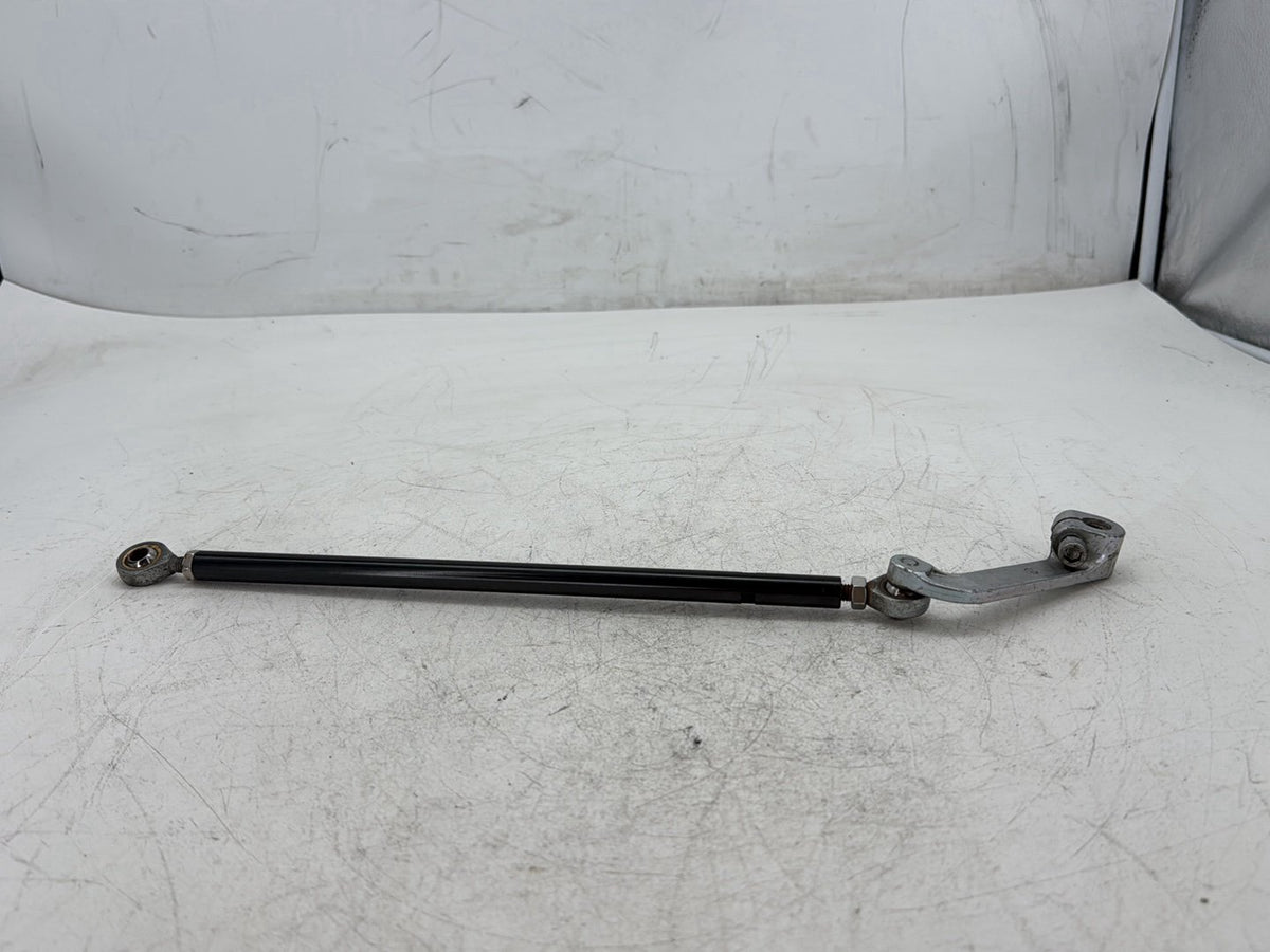 2019 Harley Softail Street Bob FXBB OEM Gear Shifter Lever Arm w/ Rod linkage