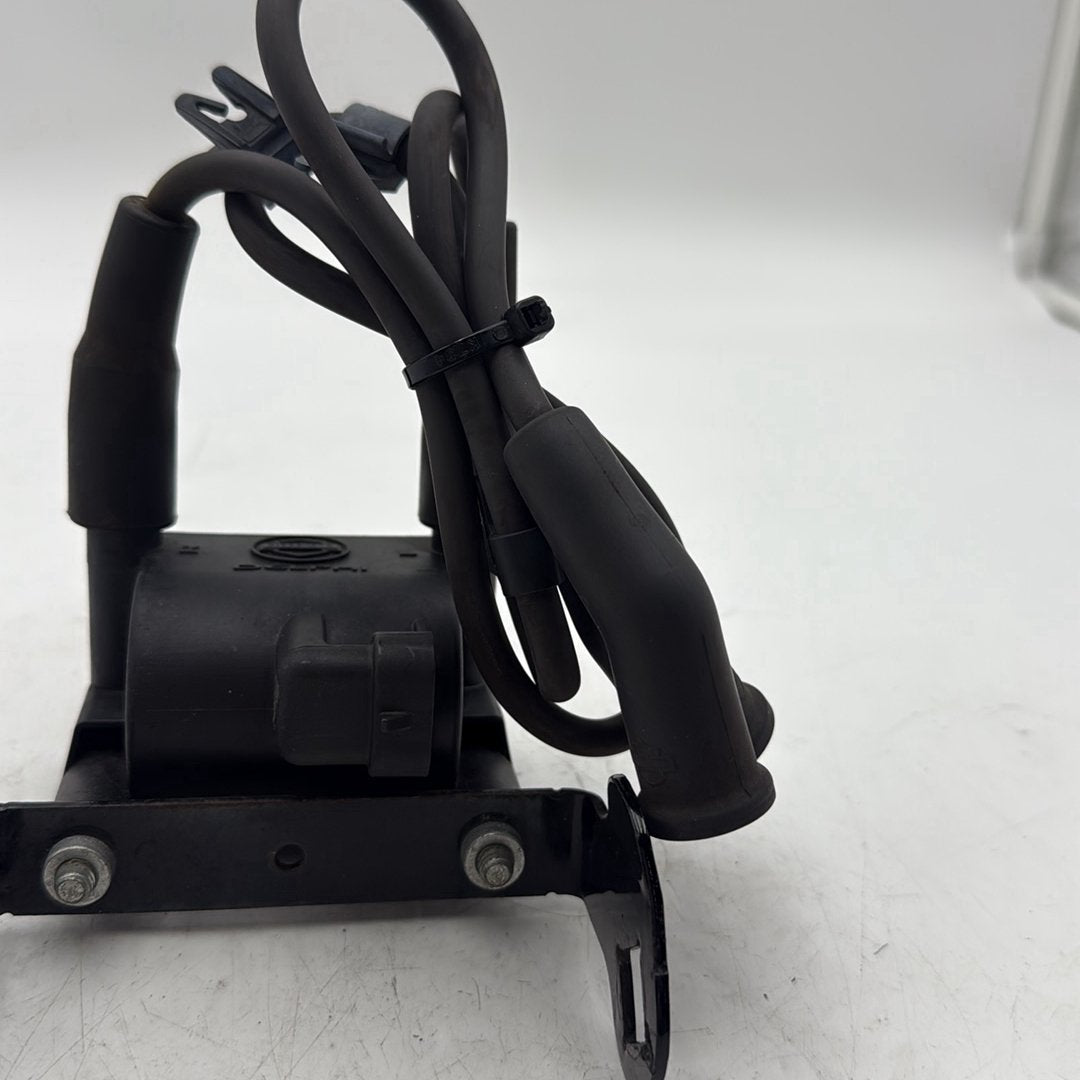 2007 - 2012 Harley-Davidson Touring Electra Glide Classic Ignition Coil Spark Plugs Cable  	31696-07A