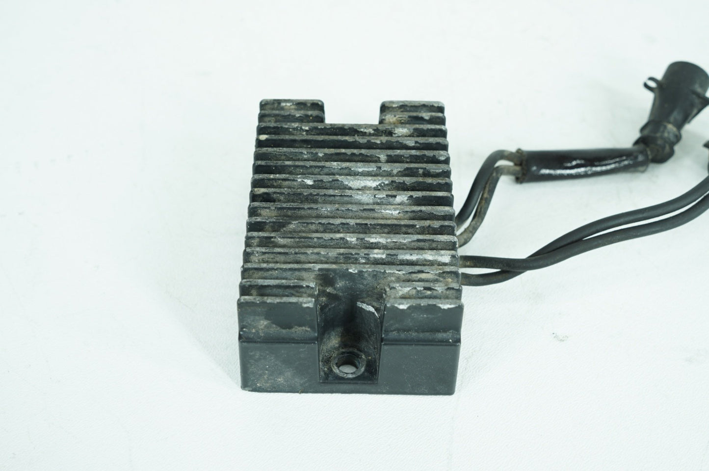 2004 - 2013 Harley-Davidson Sportster Low Voltage Regulator Rectifier  74546-07