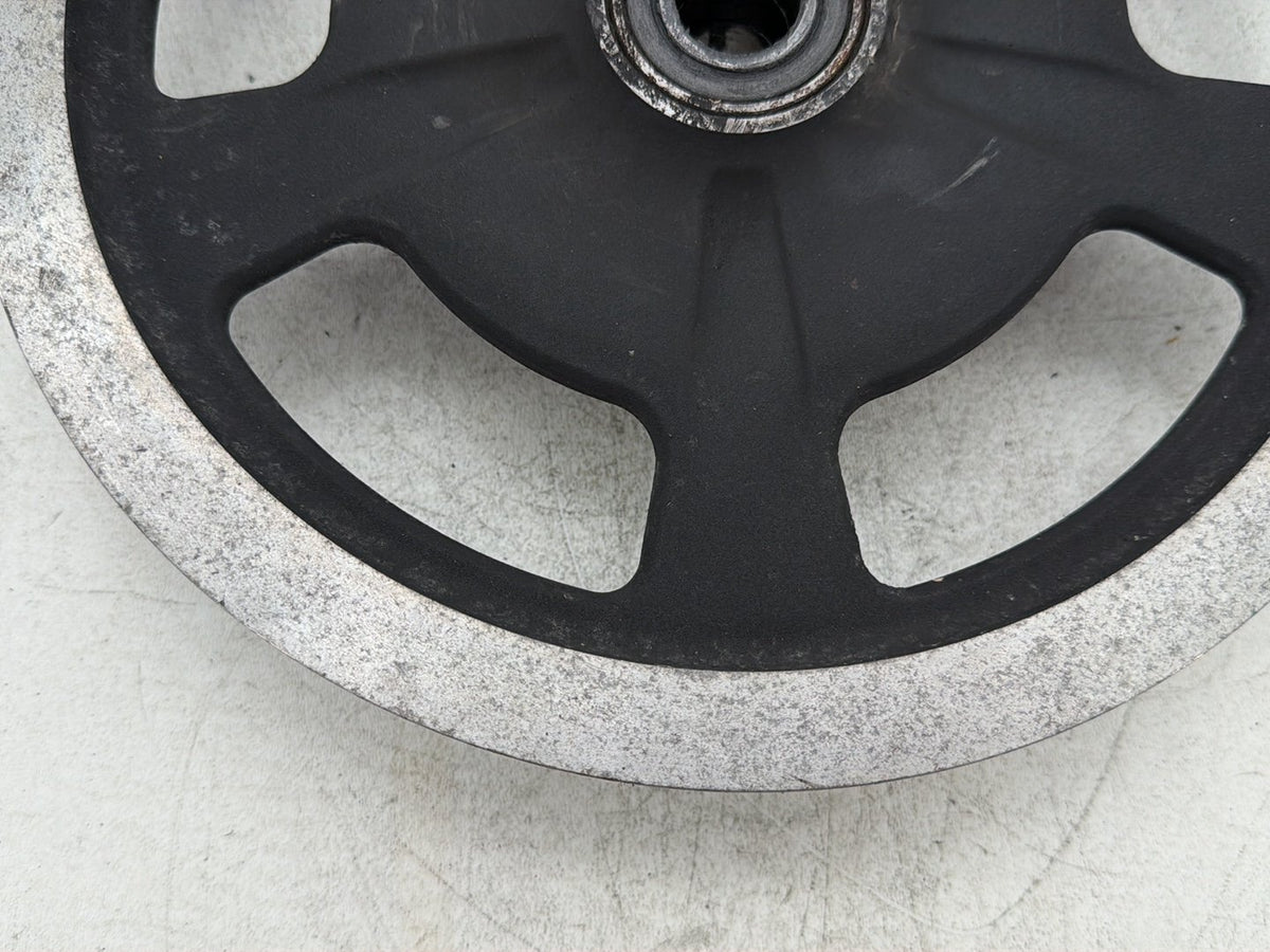 2011 Harley Street Glide Touring FLHX OEM Rear Driver Pulley Sprocket 68T 1"