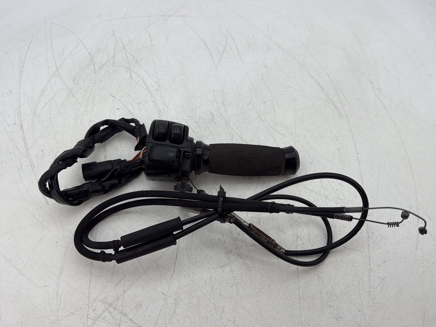 2013 Harley Forty-Eight Sportster 1200X OEM Right Engine Start Kill Switches Controls