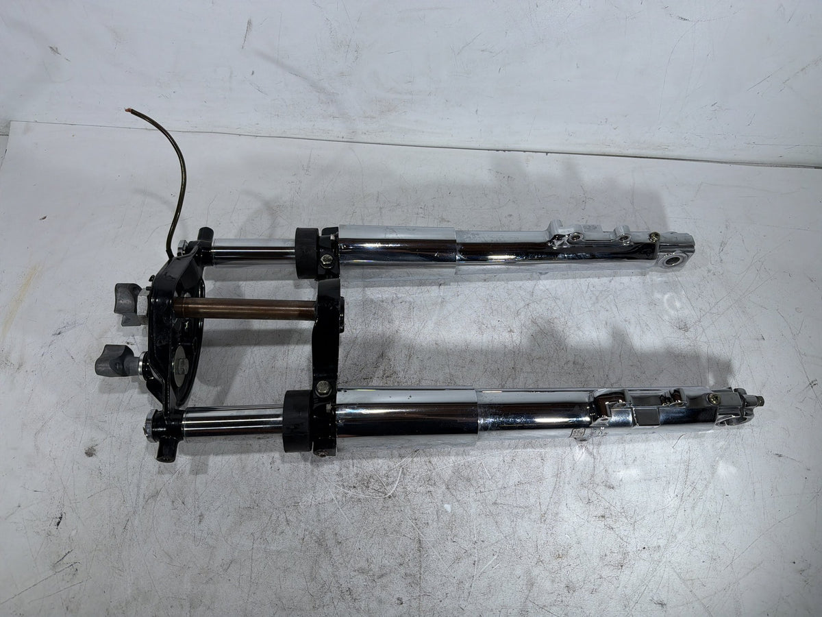 04 Harley Electra Glide CVO Eagle Front Triple Tree Set LH RH Fork Legs Sliders