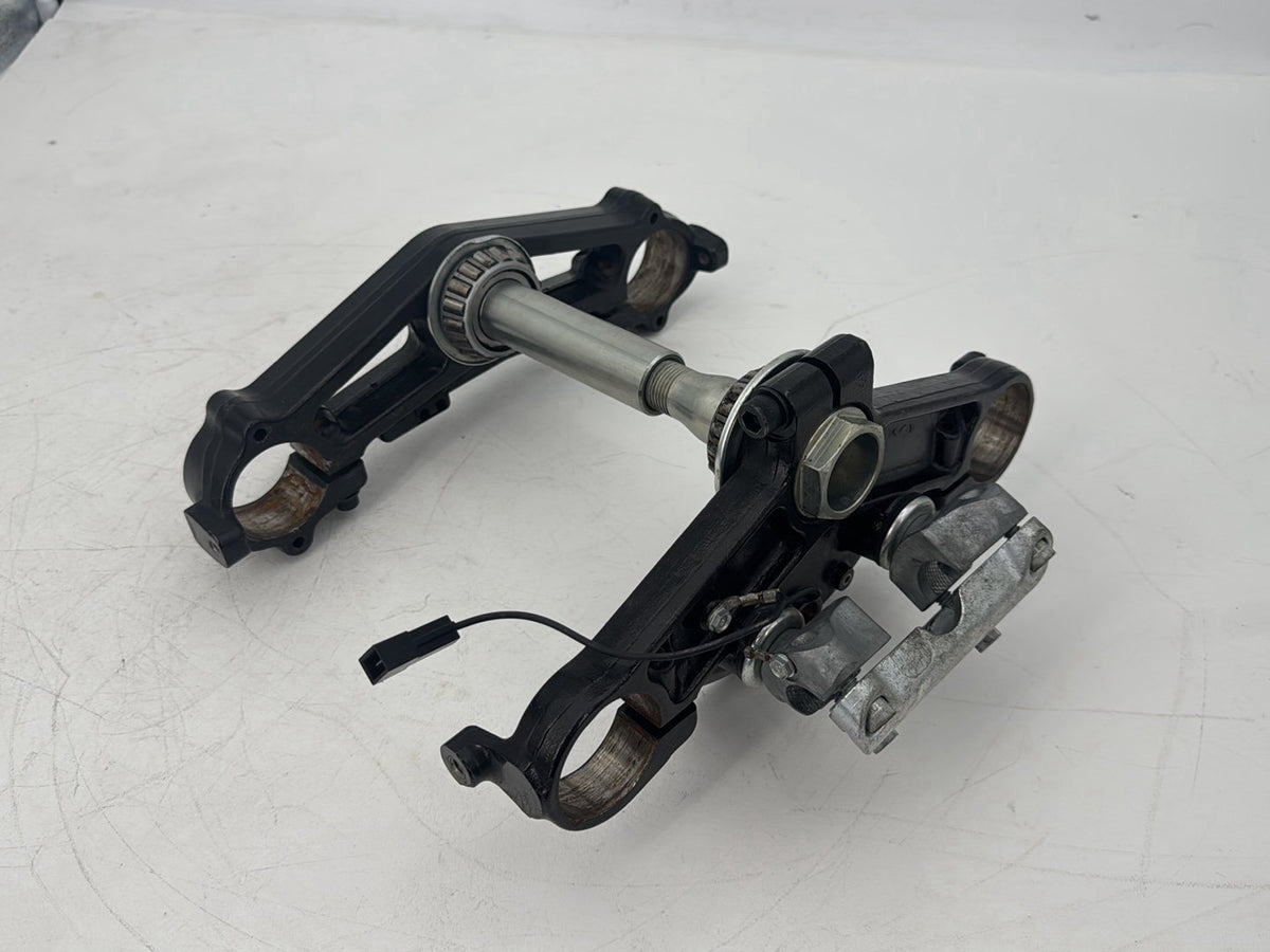 2008 - 2016 Harley-Davidson Touring Electra Glide Ultra Front Fork Upper Lower Triple Tree 45700020