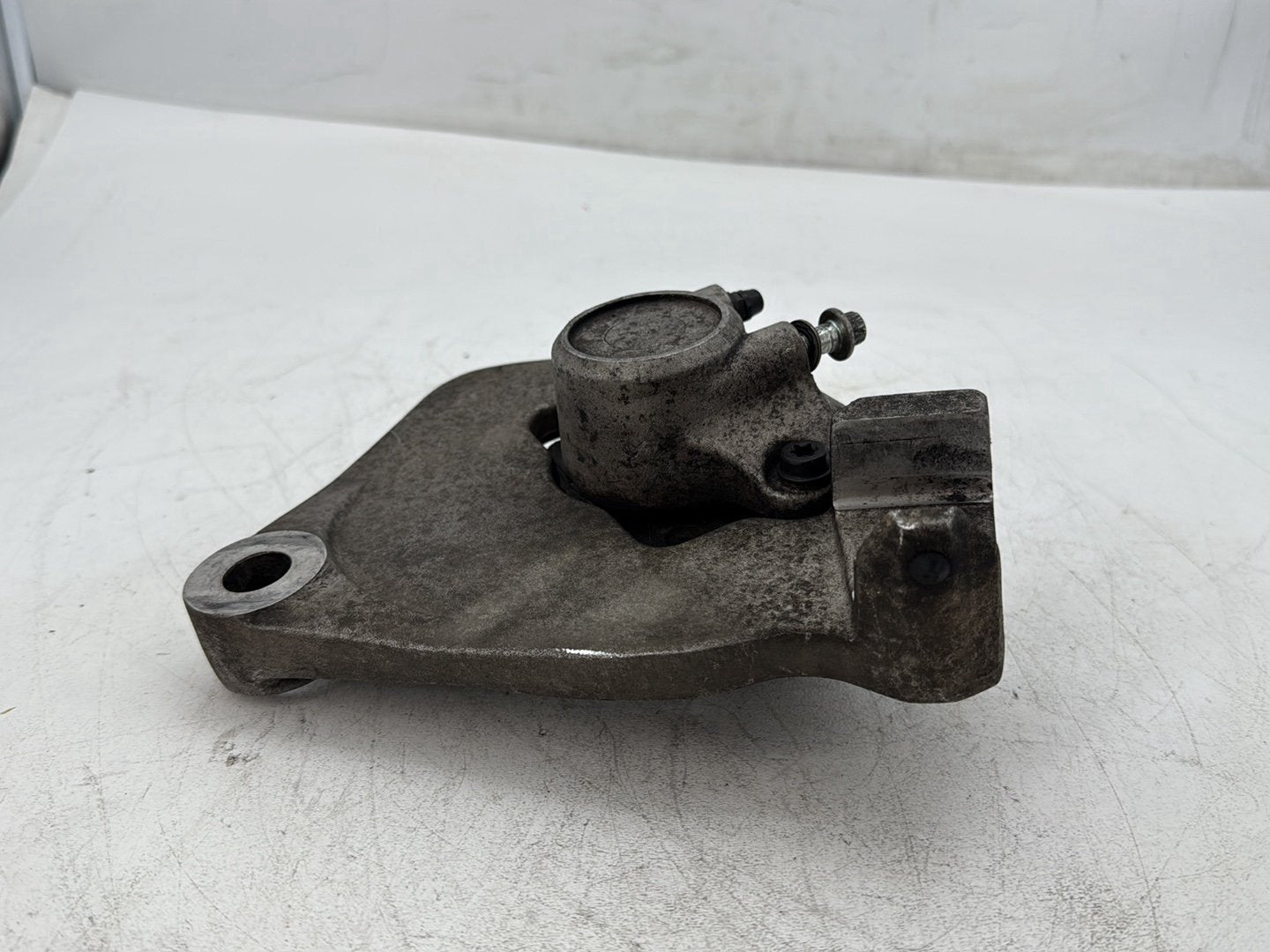 1996 Harley Electra Glide Touring FLHT OEM Rear Back Brake Caliper w/ Bracket