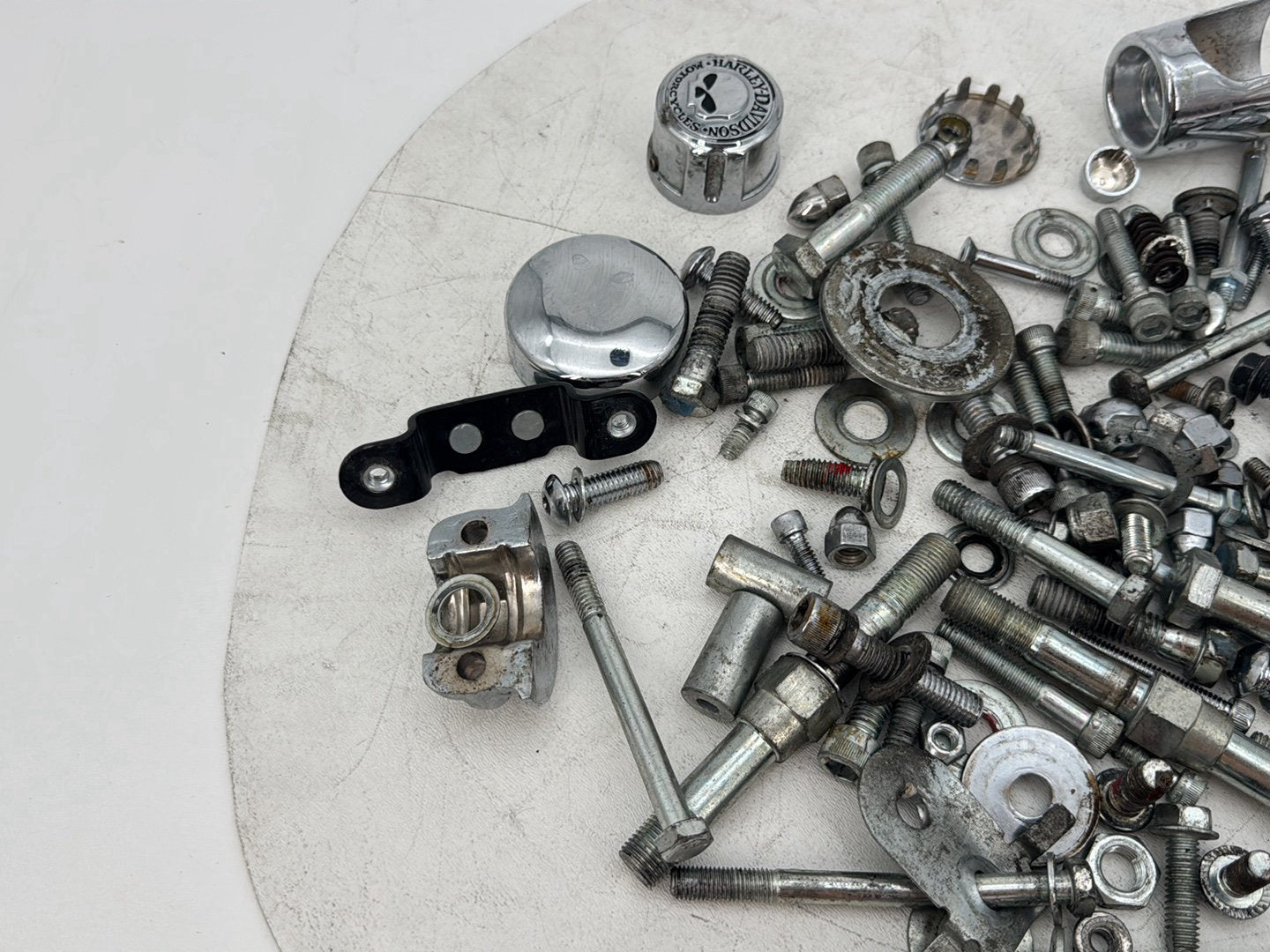 1999 - 2006 Harley-Davidson Dyna Wide Glide Hardware Bolts Nuts & Brackets