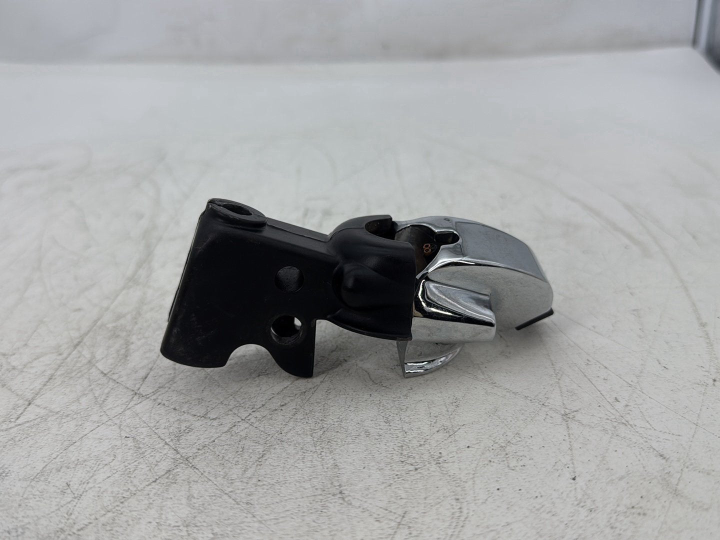 2000 Harley Touring Electra Glide Ultra Clutch Hand Lever Clutch Perch 38608-96