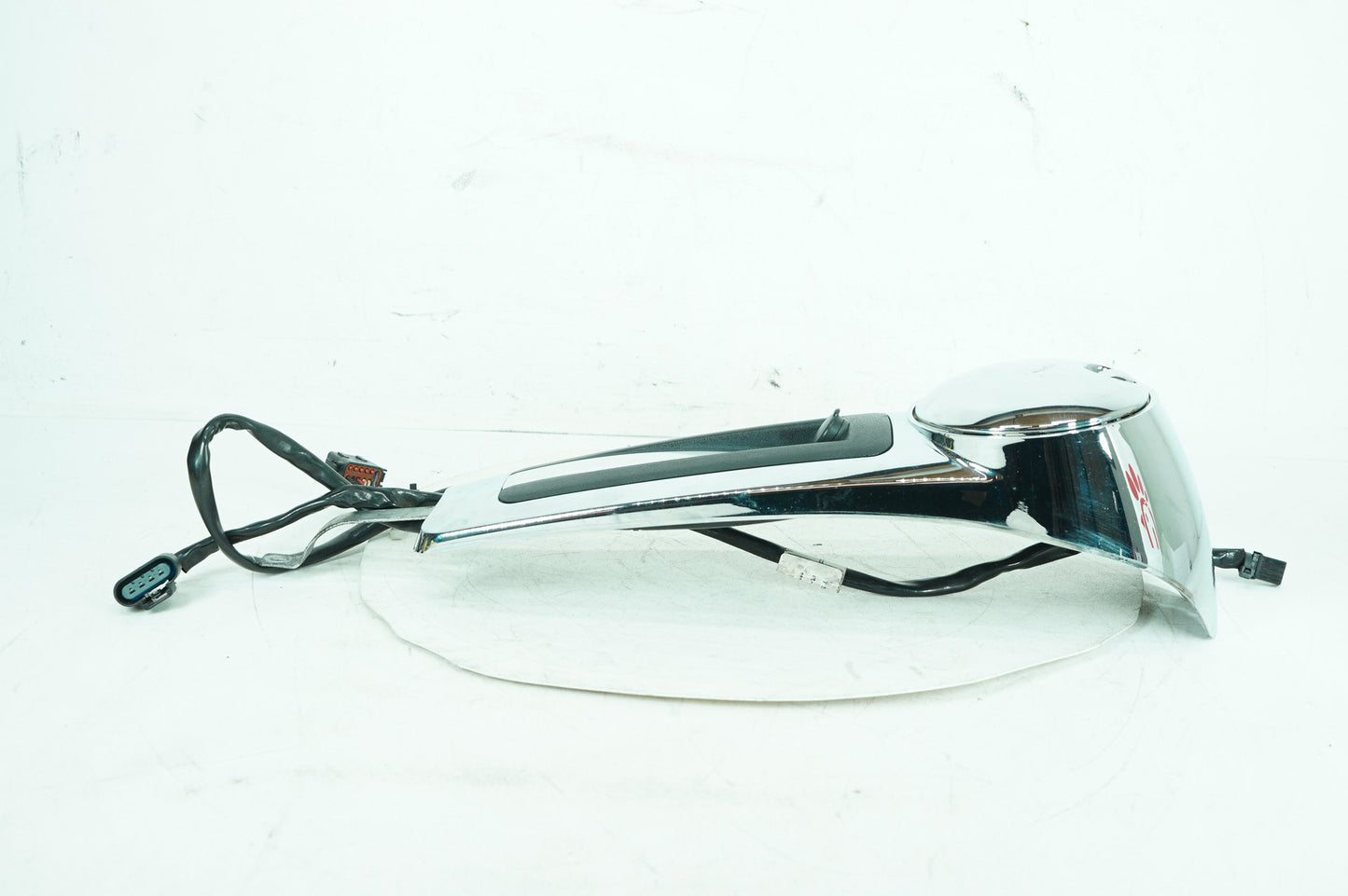 2007 - 2011 Harley-Davidson Touring Electra Glide Ultra Fuel Gas Tank Dash Console NOKey 61270-08