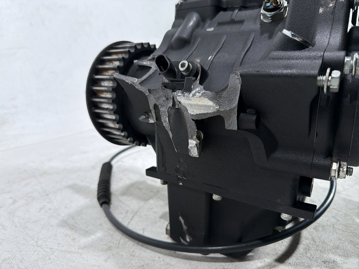 2017 Harley Dyna Street Bob FXDB OEM 6 Speed Transmission Gearbox 2K * CRACKED *