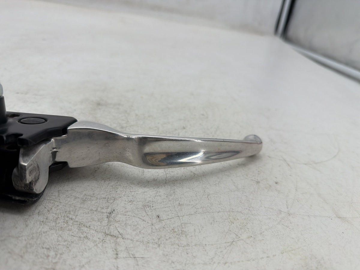 12 Harley Street Glide Touring FLHX OEM Front Right Brake Lever Master Cylinder