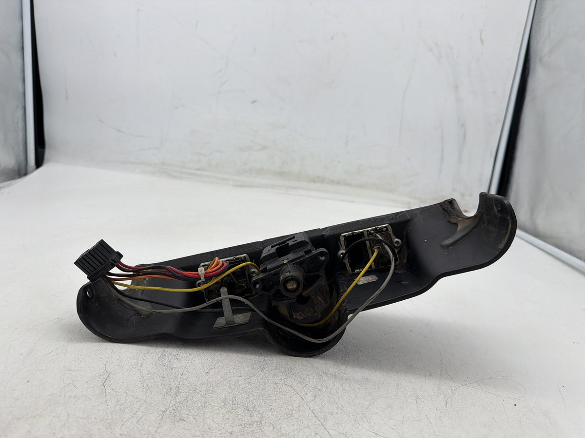 2011 Harley Street Glide Touring FLHX-103 OEM Fuel Gas Tank Dash Console NOKey