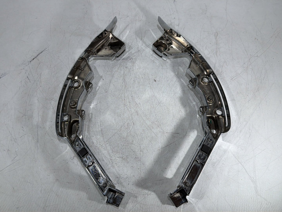 2014 Harley Electra Glide Touring Ultra OEM Left Right Saddlebag Fender Struts Brackets