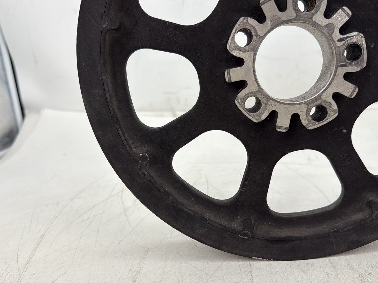 2005 Harley Heritage Softail Classic OEM Rear Driver Pulley Sprocket 70T 1-1/8"