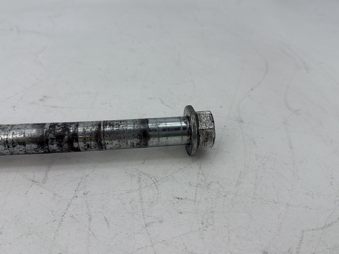 2000 Harley Touring FLHTCI Electra Glide Classic OEM Rear Wheel Axle Bolt Shaft