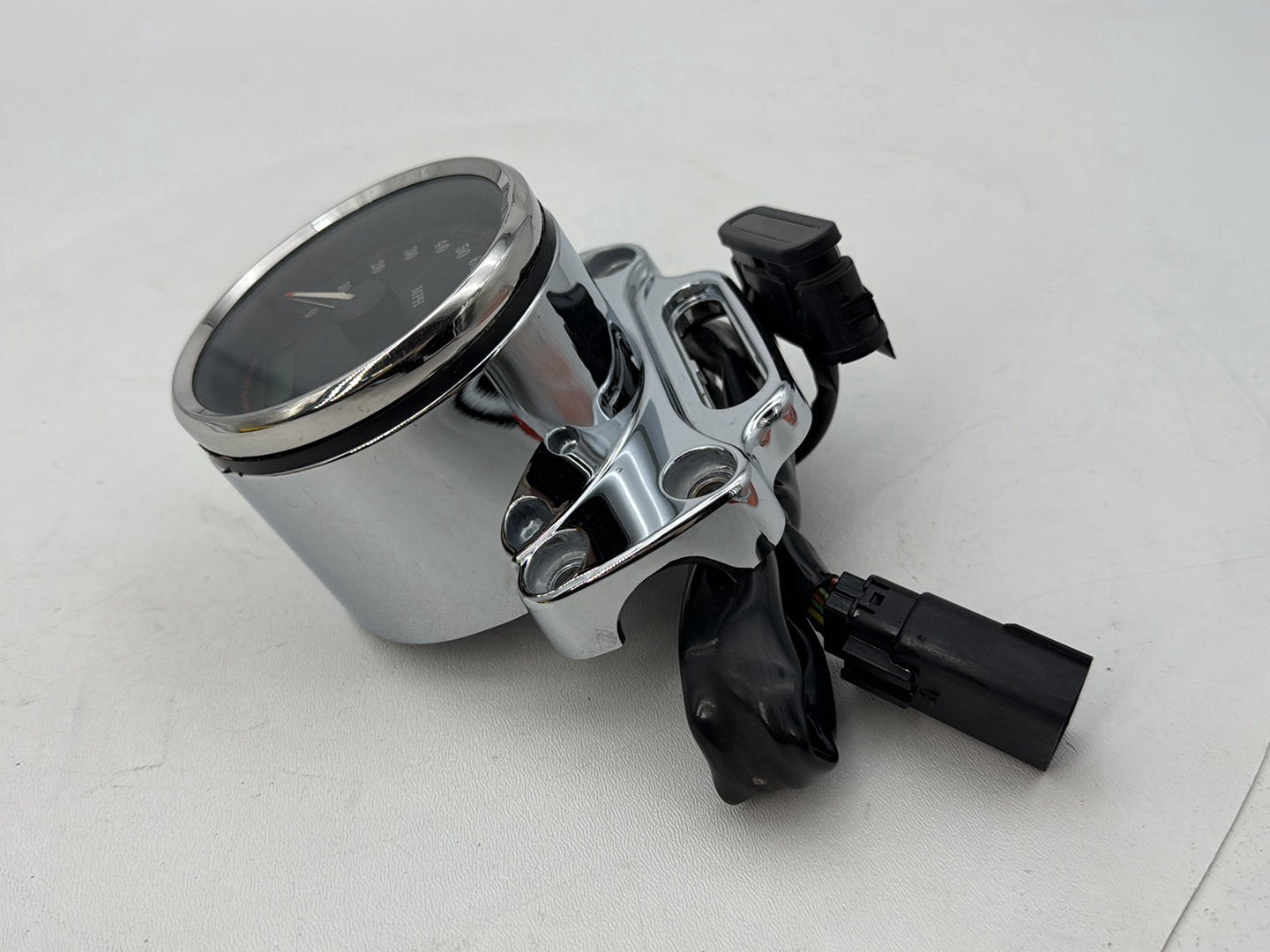 2004 - 2013 Harley-Davidson Sportster 883 Custom Speedo Speedometer Gauge Cluster 67436-04A