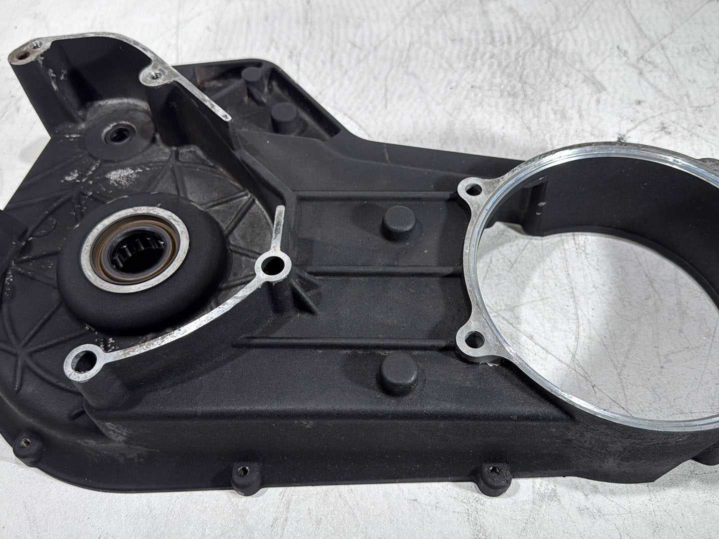 2006 Harley Touring FLHTCI Electra Glide Classic OEM Inner Primary Clutch Cover