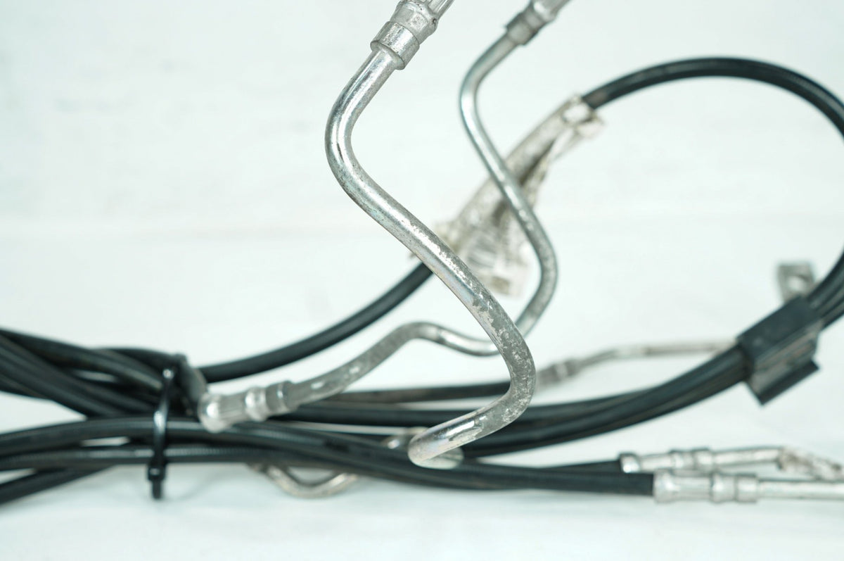 15 Harley Touring FLHTKL Electra Glide Ultra OEM Front Brake Hose Line Pipe ABS