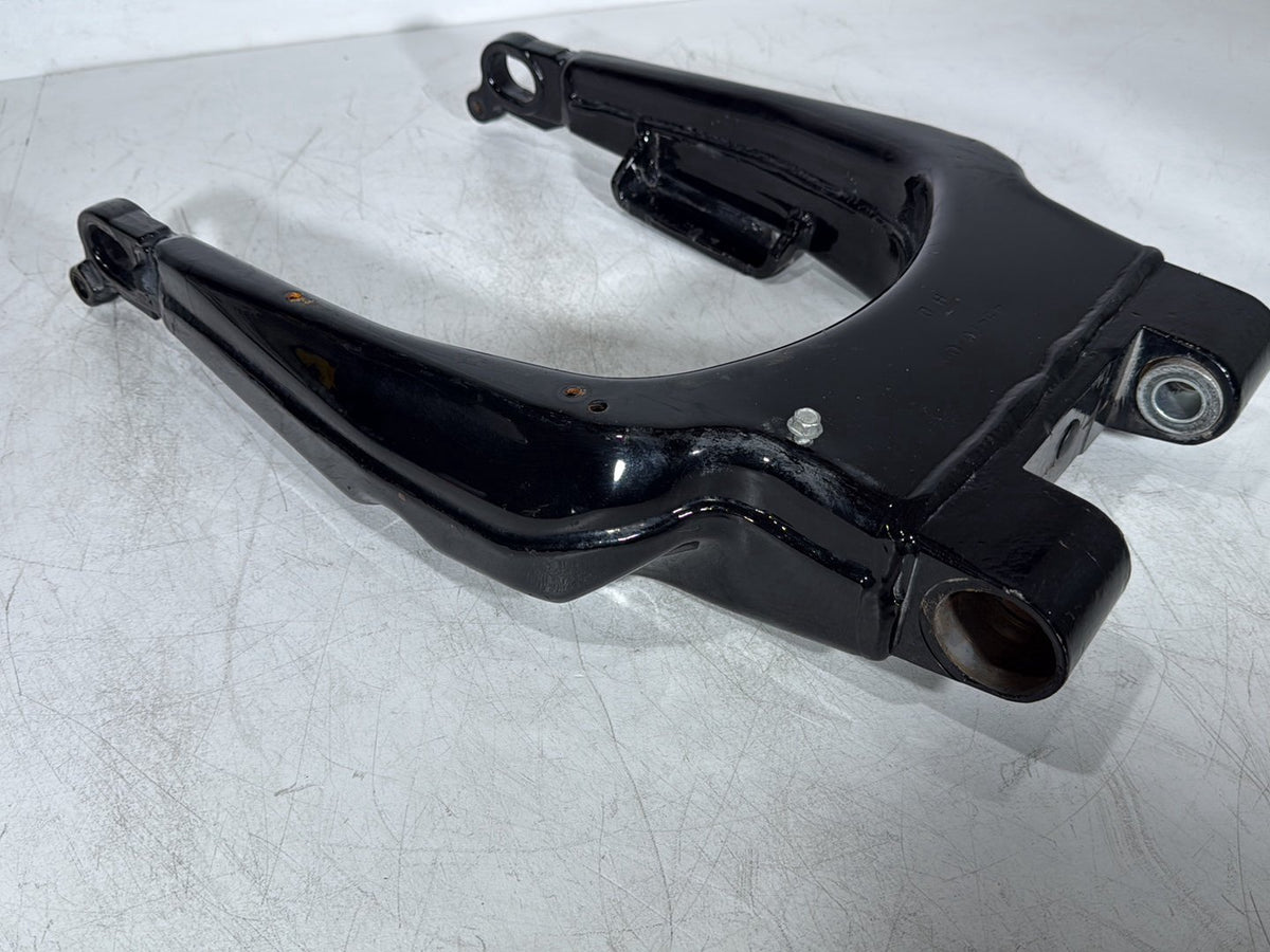 2008 - 2016 Harley-Davidson Touring Electra Glide Ultra Rear Fork Swingarm Swing Arm 47549-09