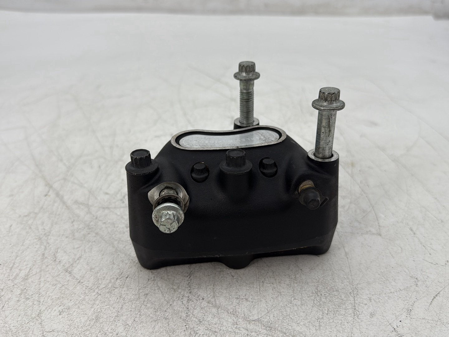 2005 Harley Electra Glide Touring Ultra FLHTCUI OEM Front Left 1 Brake Caliper