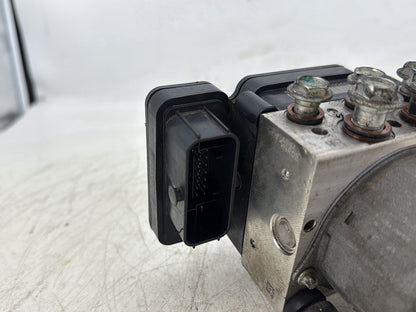 2015 Harley Road Glide Touring FLTRXS OEM ABS Brake Pump & Control Module