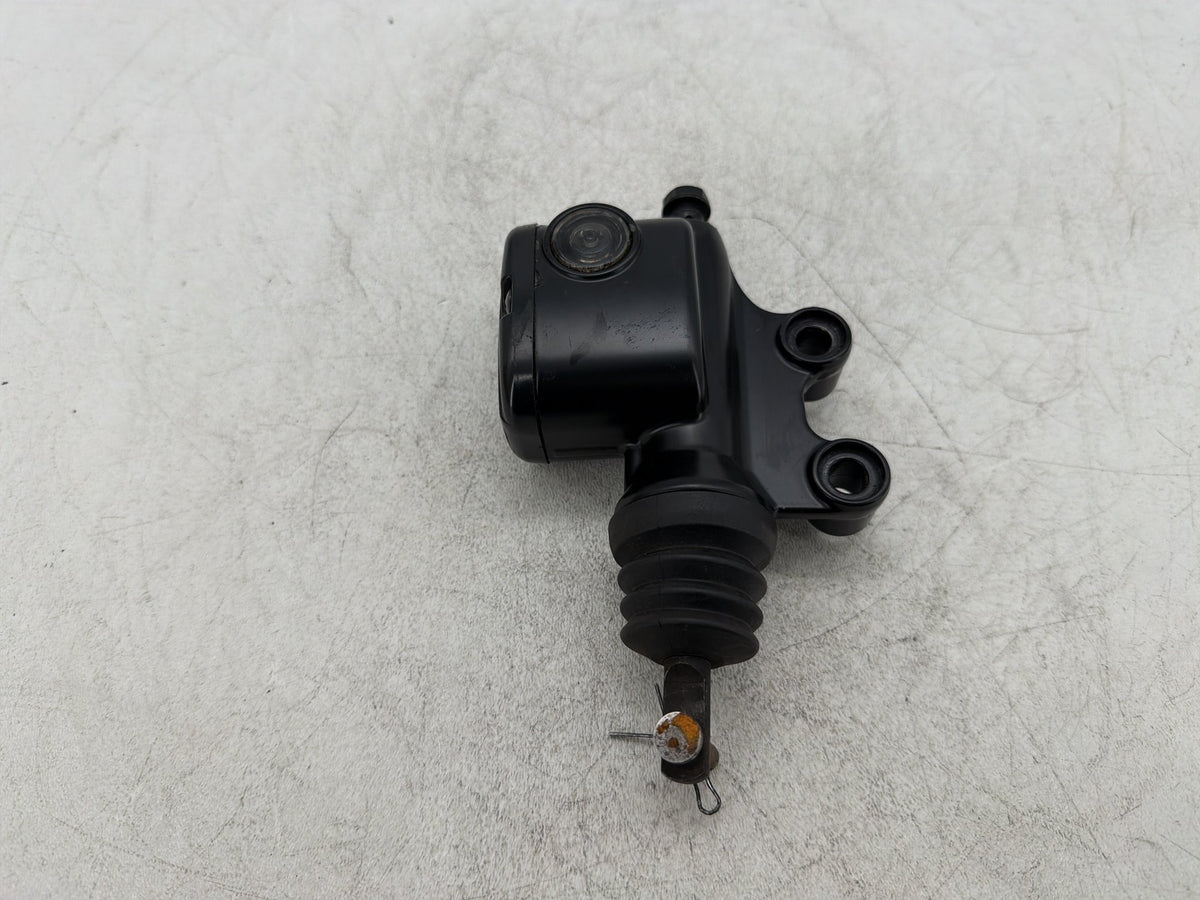 11 Harley Electra Glide Touring Police OEM Rear Brake Master Cylinder Reservoir