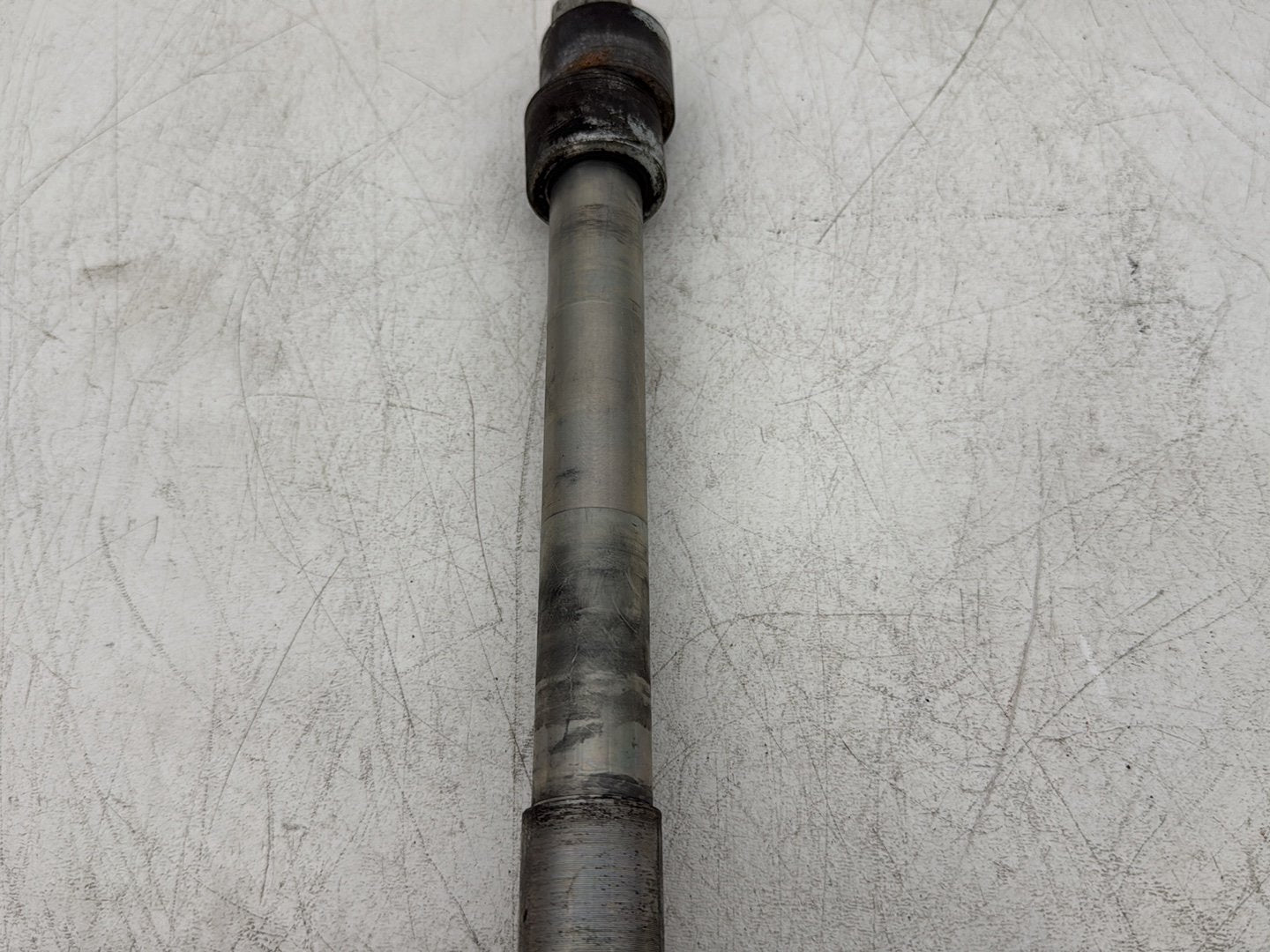 2008 Harley Dyna FXDL Low Rider Anniversary OEM Front Wheel Axle Bolt Shaft