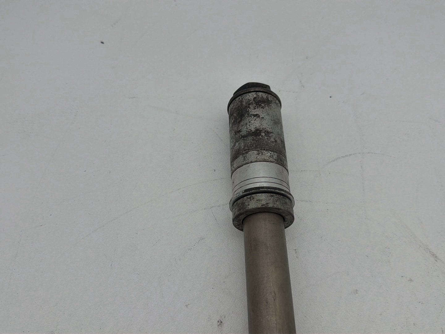 2011 Harley Heritage Softail Classic FLSTC OEM Front Wheel Axle Bolt Shaft