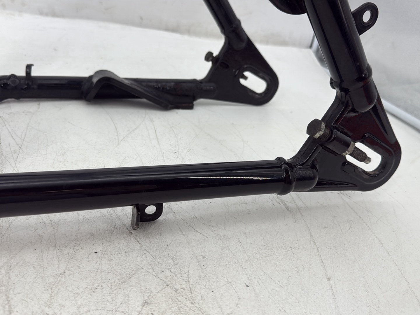 2006 Harley Softail FLSTCI Heritage Classic OEM Rear Fork Swingarm Swing Arm