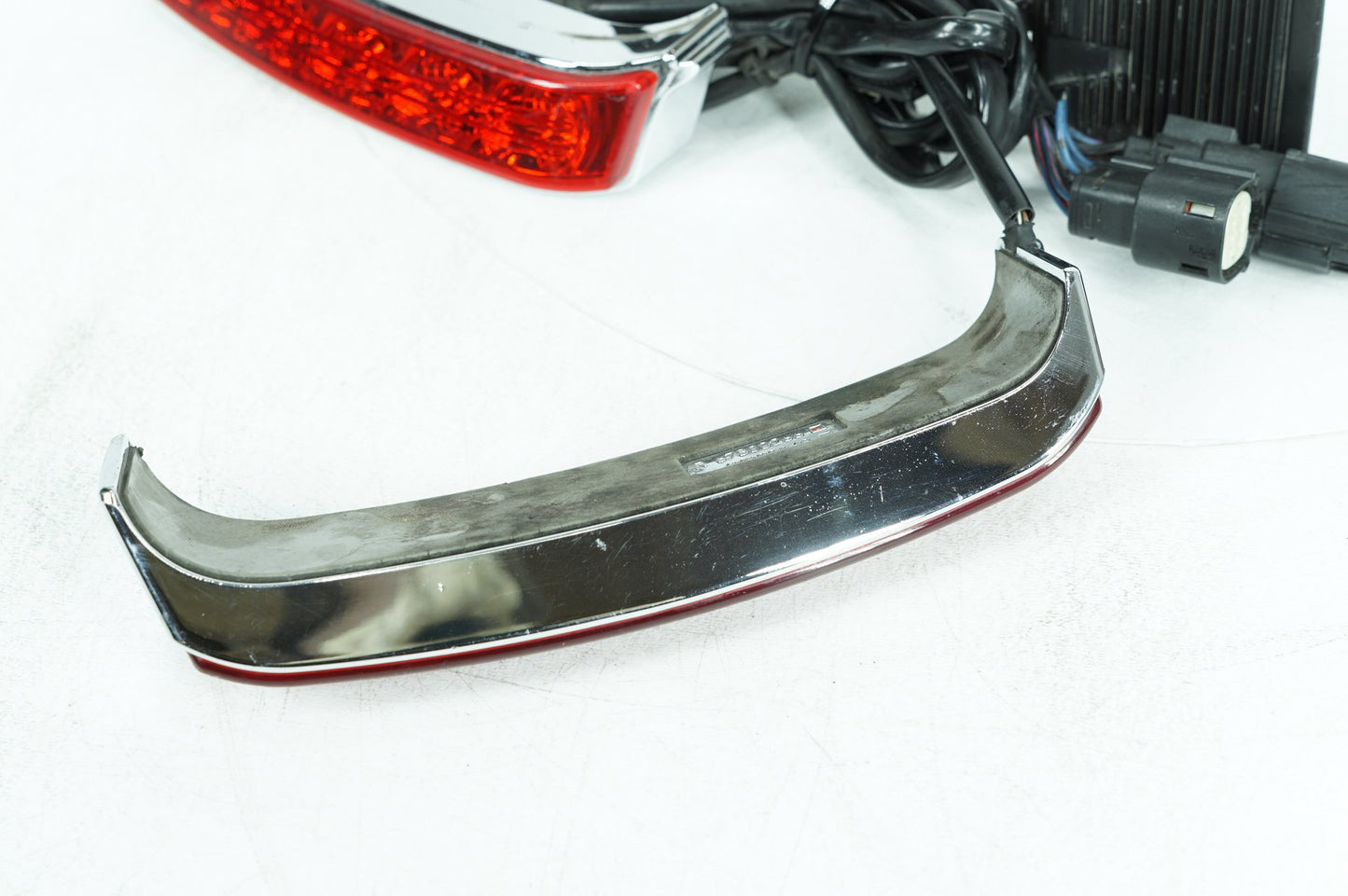 2008 - 2016 Harley-Davidson Touring Electra Glide Ultra Rear Left & Right Turn Signals 67800241