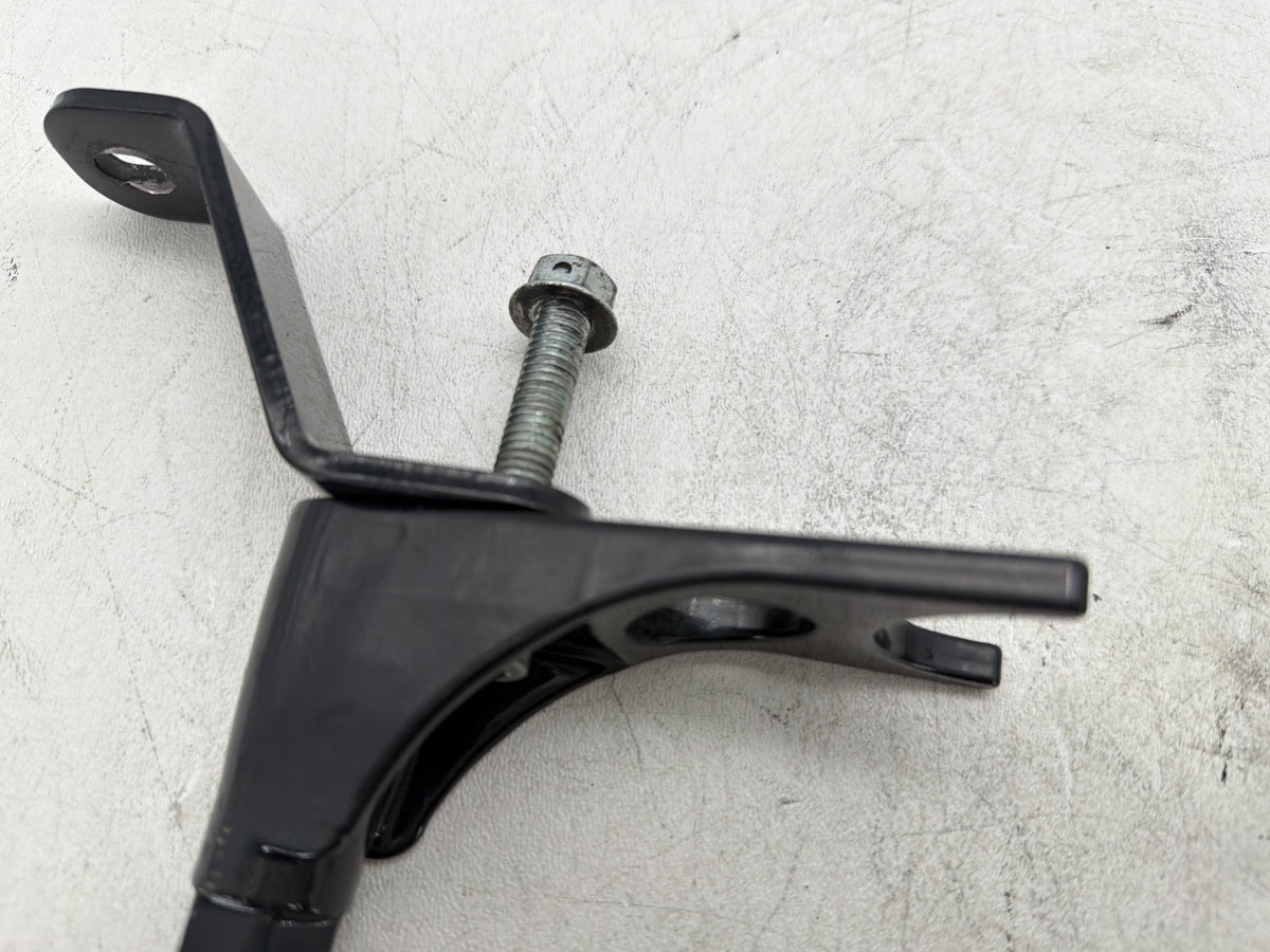 2001 Harley Heritage Softail Classic Left Right Driver Footpeg Bracket Mounts