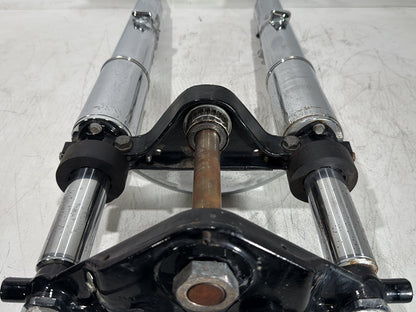 2006 Harley Touring FLHTCI Electra Glide Classic OEM Front Triple Tree Set & LH RH Fork Legs Sliders