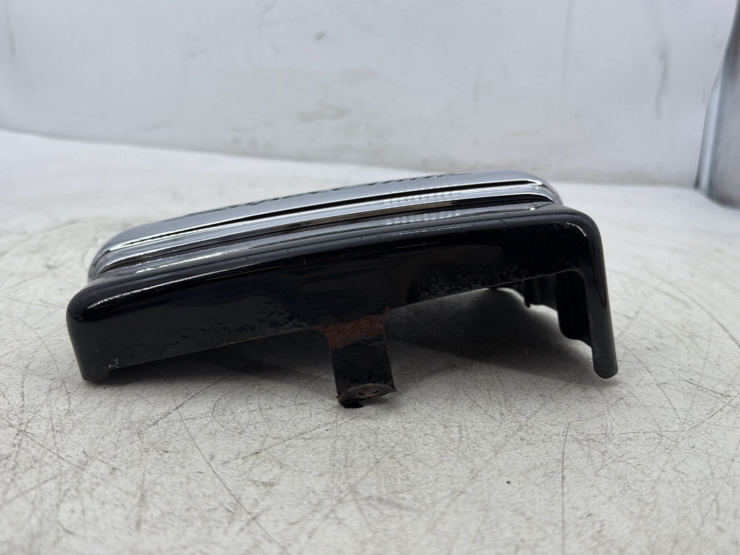 2012 Harley Dyna Super Glide Custom FXDCI OEM Lower Battery Tray Stay Box Cover Panel