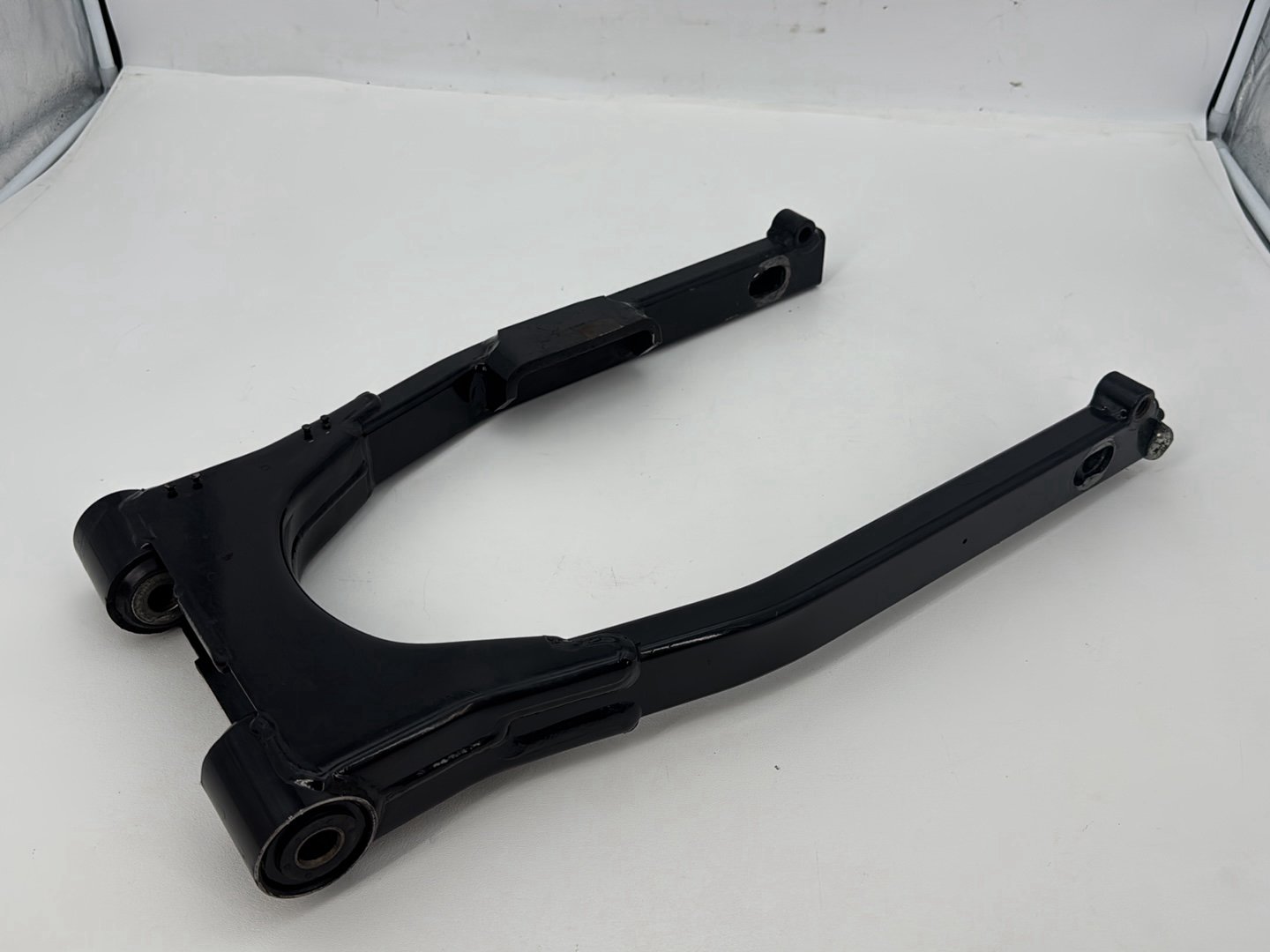 1999 - 2006 Harley-Davidson Touring Electra Glide Classic Rear Fork Swingarm Swing Arm 47549-00