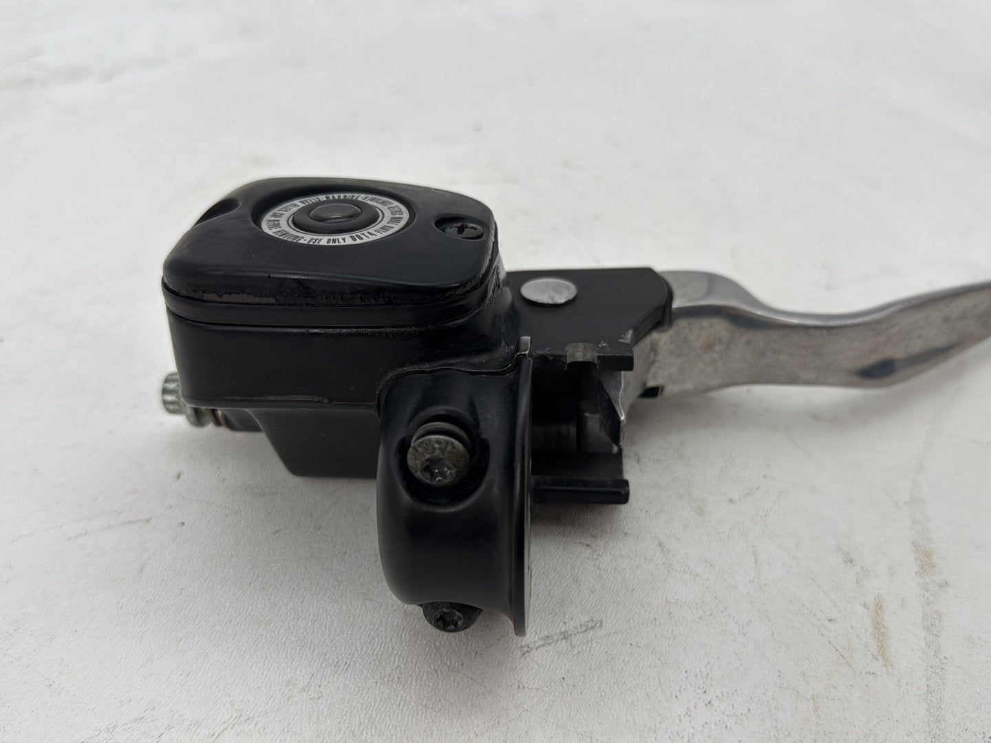 2007 Harley Street Glide Touring FLHX OEM Front Right Brake Lever Master Cylinder