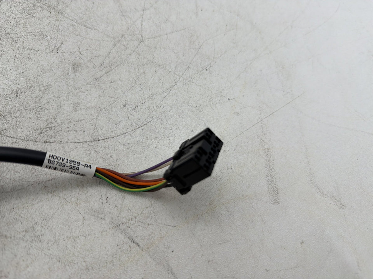 09 Harley Electra Glide Touring CVO OEM Dash Indicator Lamp Wire Plug 68789-96A