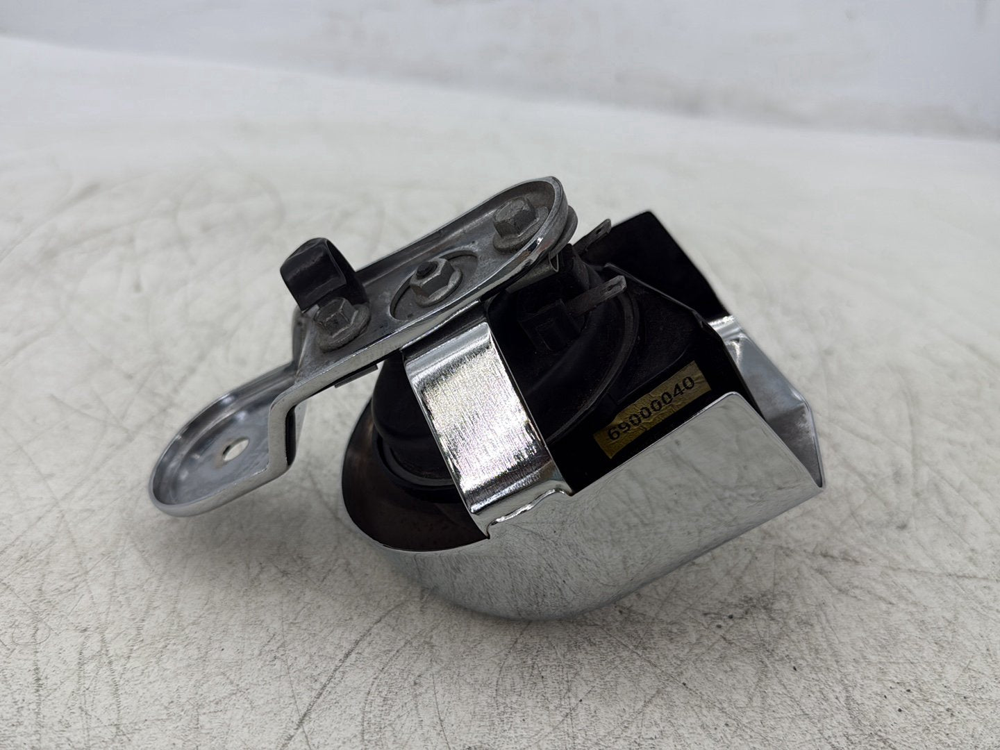 2016 Harley Road King Touring FLHR OEM Horn Signal Klaxon Chrome Cover