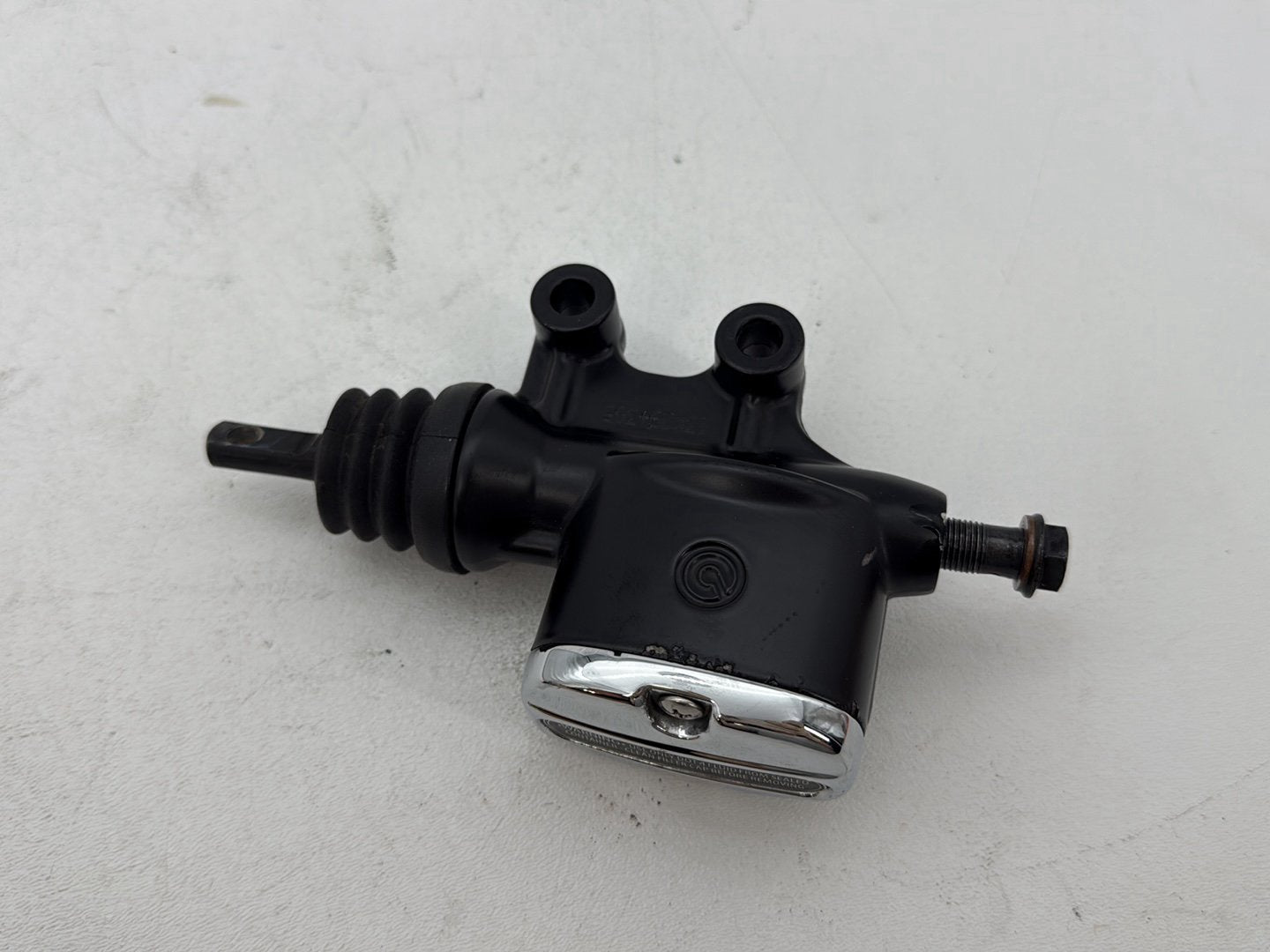 2014 Harley Electra Glide Touring CVO Screamin Eagle OEM Rear Brake Master Cylinder Reservoir