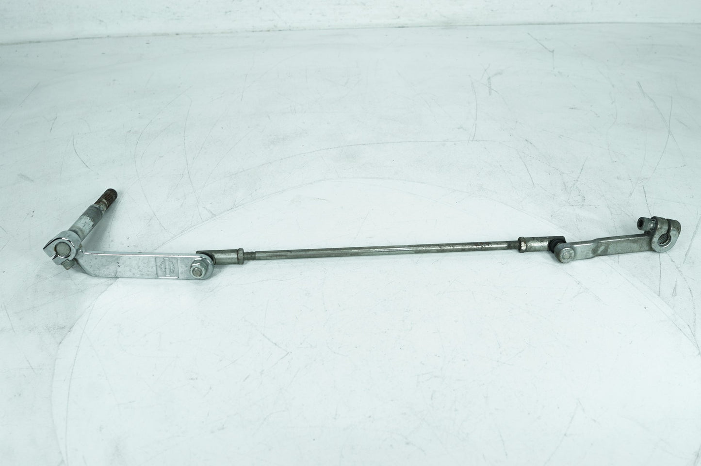 1999 - 2006 Harley-Davidson Touring Road King Gear Shifter Lever w/ Rod linkage 33709-82A