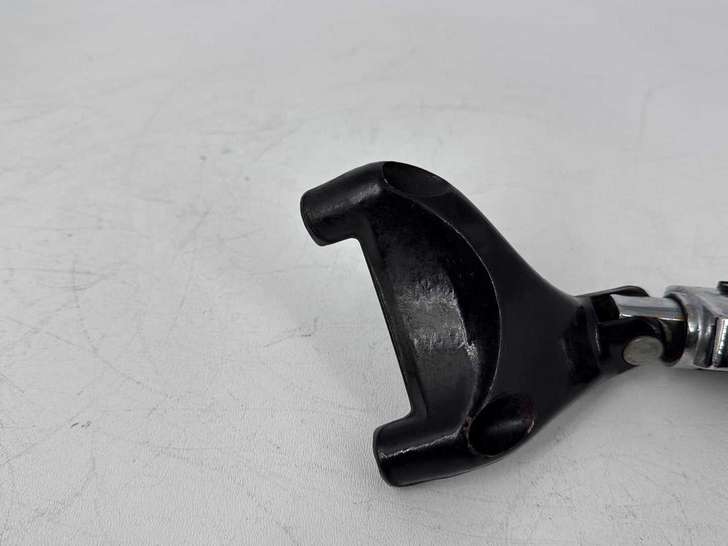 2005 Harley Sportster XL883C 883 Custom OEM Passenger Left & Right Foot Pegs